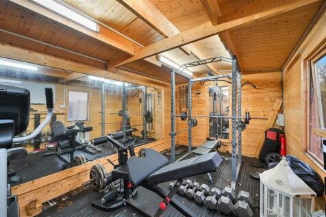 ATROBUS CLOSE, 1- (27).jpg