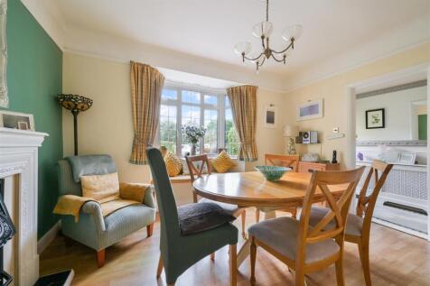 JOSEPHINE CLOSE (20).jpg