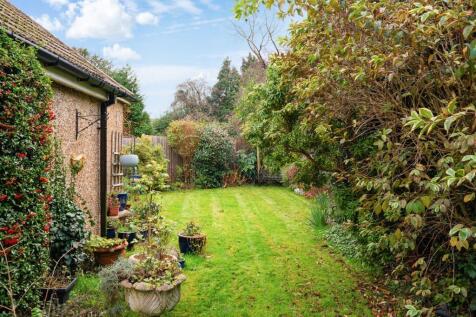 JOSEPHINE CLOSE (25).jpg