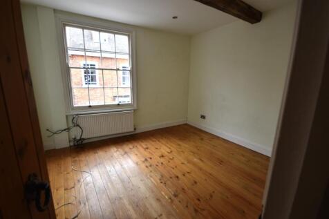bedroom 2.JPG