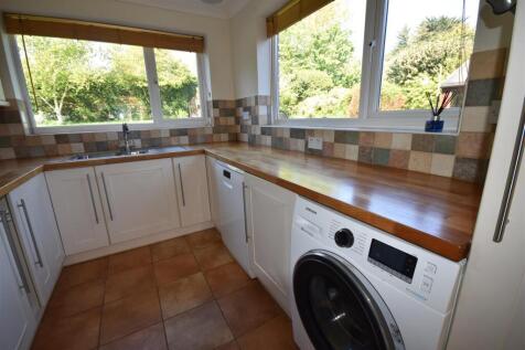 kitchen washing machine use.JPG