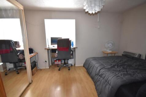 Bedroom.JPG
