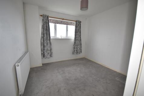 Bedroom one.JPG