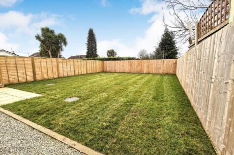 eastgdn2.jpg
