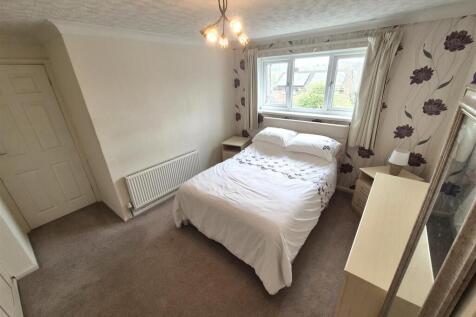 bed4 - Copy.jpg