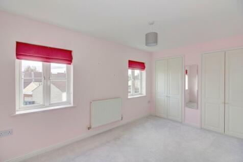 142 freestone way...