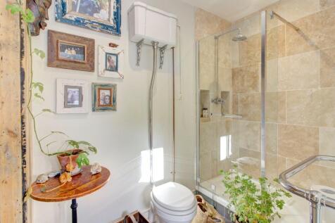 Downstairs shower...