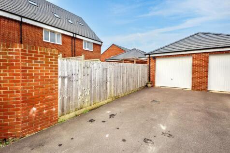 Driveway parking and garage