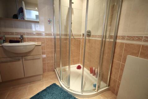 Downstairs shower room