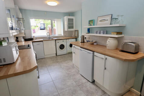 Kitchen in annexe