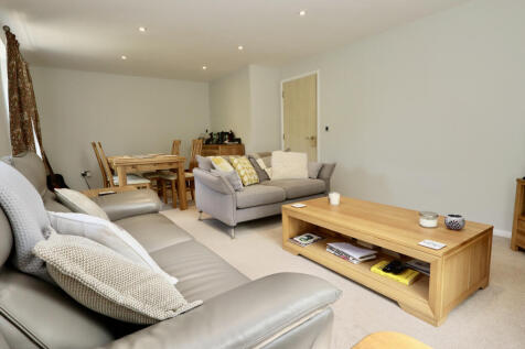Sitting room diner