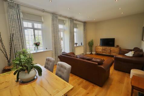 Sitting room diner