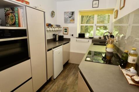 Recently fitted kitchen