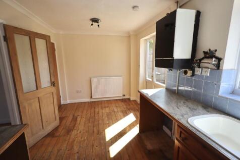 Kitchen / dining