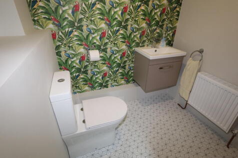 Cloak room