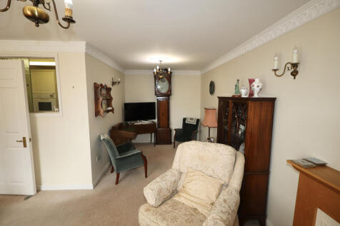 Sitting dining room