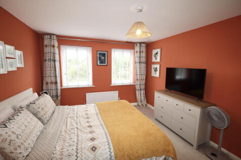 Principle bedroom