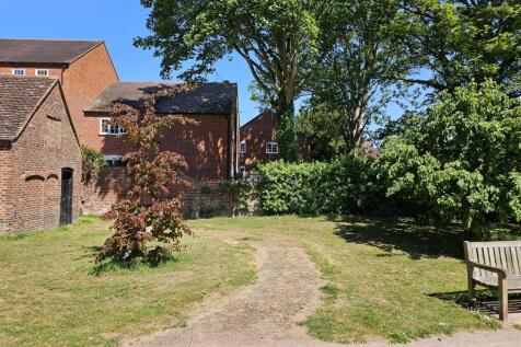 Property from Jubilee Gardens