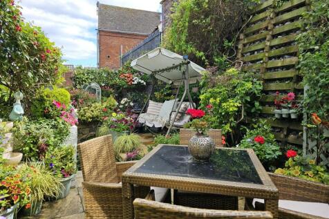Courtyard Garden