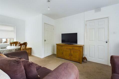 Lounge / Dining Room