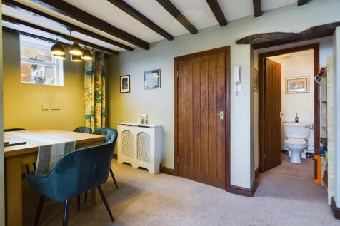 Dining / LivingArea