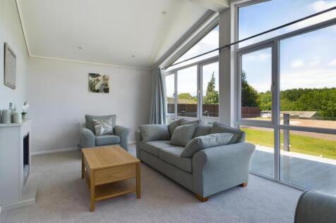 Show Lodge