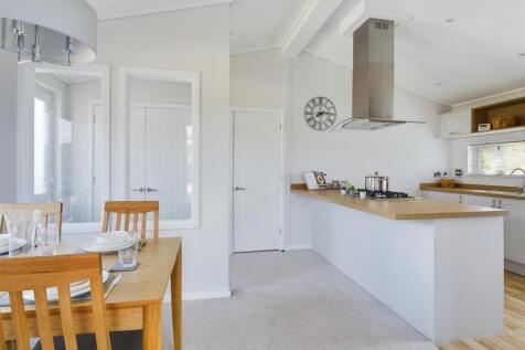 Show Lodge