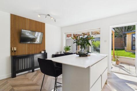 Breakfast Kitchen