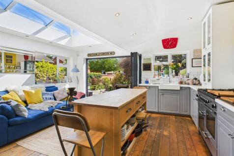 Kitchen/Family Room