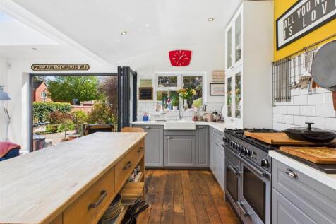 Kitchen/Family Room