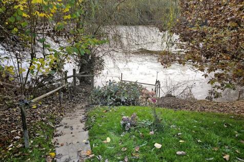 Steps down to river
