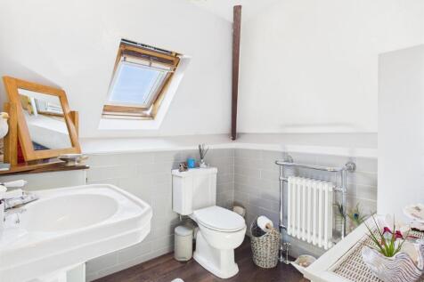 First Floor WC