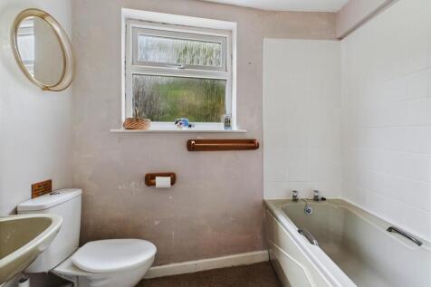 Annex Bathroom