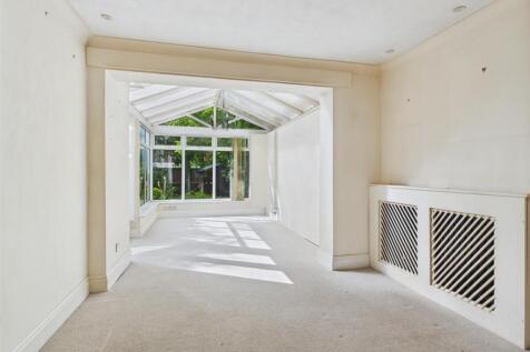 Dining Room/Conservatory