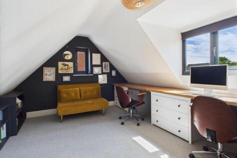 Study/Bedroom 5