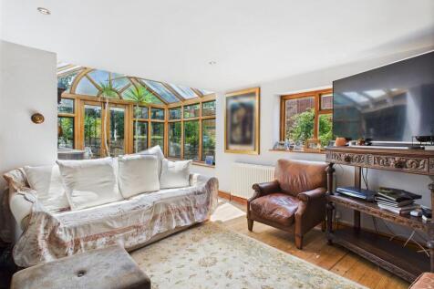 Sitting Room/Conservatory