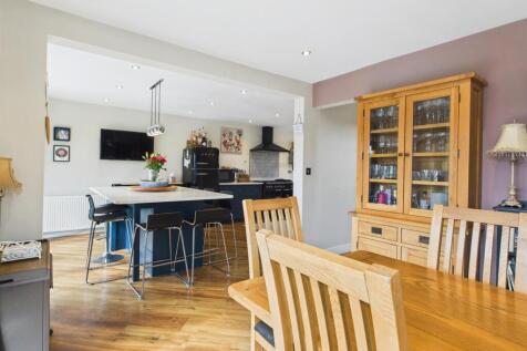 Dining/Breakfast Kitchen
