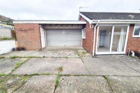 Rear/ Garage