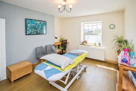 Treatment/ Bedroom 2