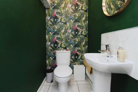 Wc/Cloak