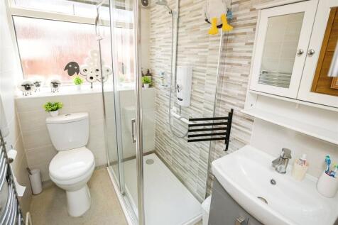 Family Shower Room