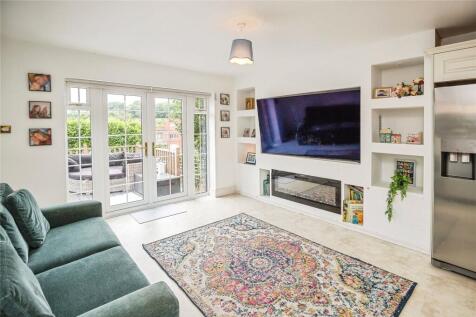 Kitchen/ Family Room