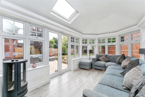 Kitchen Family Room
