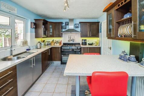 Kitchen/ Breakfast