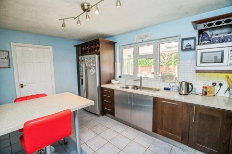 Kitchen/ Breakfast
