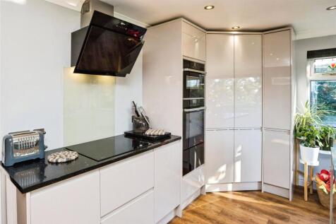 Kitchen/ Family Room