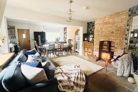 Lounge 1