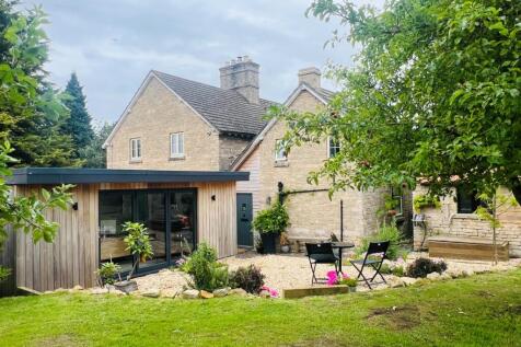 Rear Garden 6