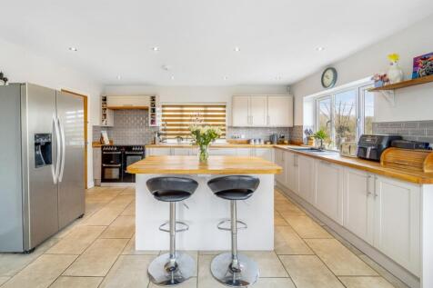9 Woolsthorpe Road (Woolsthorpe By Colsterworth)-2
