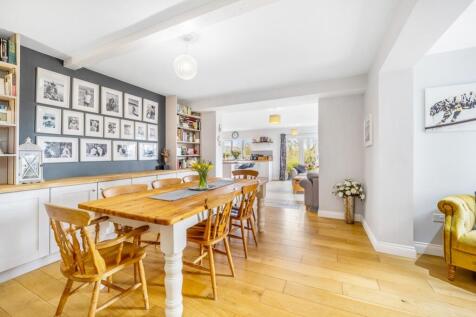 9 Woolsthorpe Road (Woolsthorpe By Colsterworth)-2